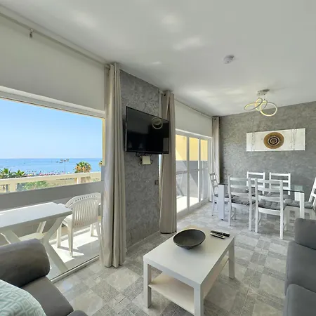 Vistas Al Mar Junto Puerto Marina * 贝纳尔马德纳
